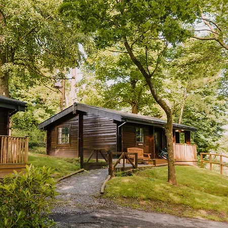 The Jonas Centre Lodge *