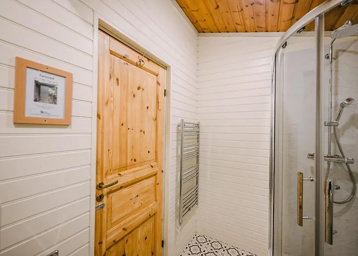 The Jonas Centre Lodge