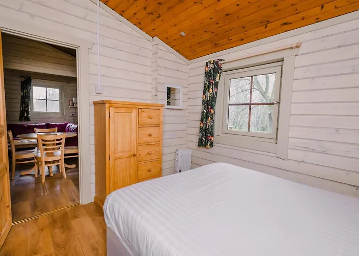 The Jonas Centre Lodge